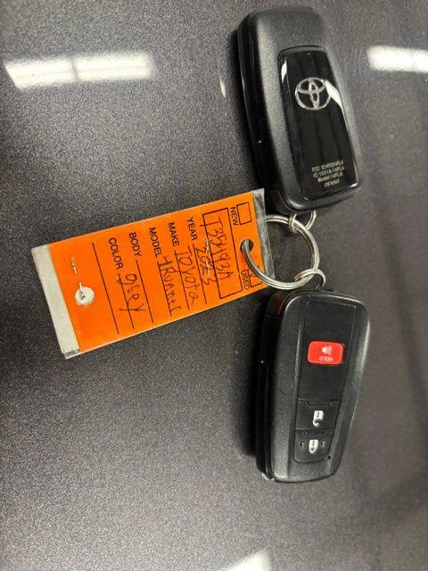 Used 2023 MAGNETIC GRAY MET. Toyota  image 25