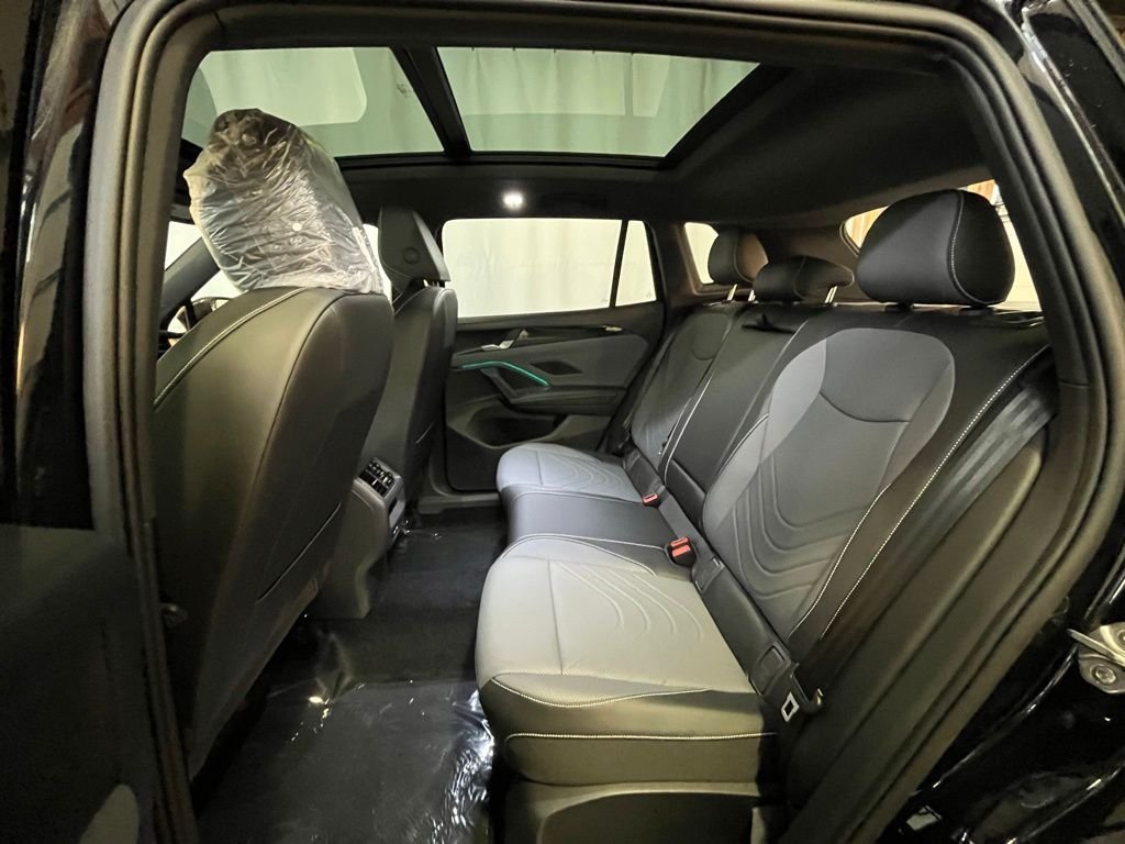 New 2026 Black Volkswagen 2.0T SE R-Line Black image 22