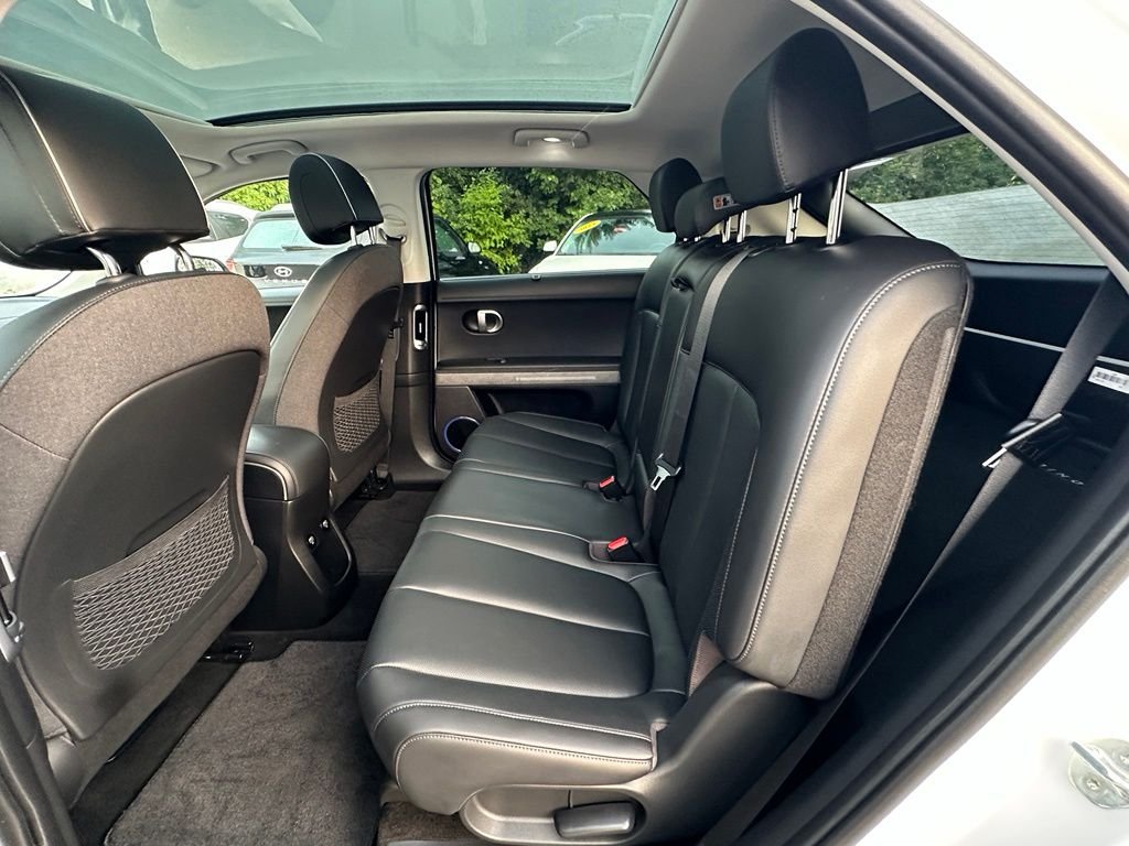 2023 Hyundai IONIQ 5 Limited - Photo 14