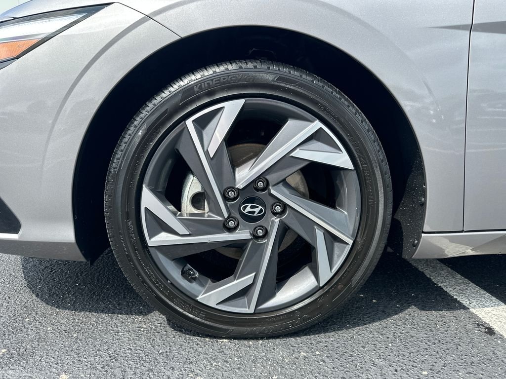 Used 2024 Silver Hyundai Limited image 9