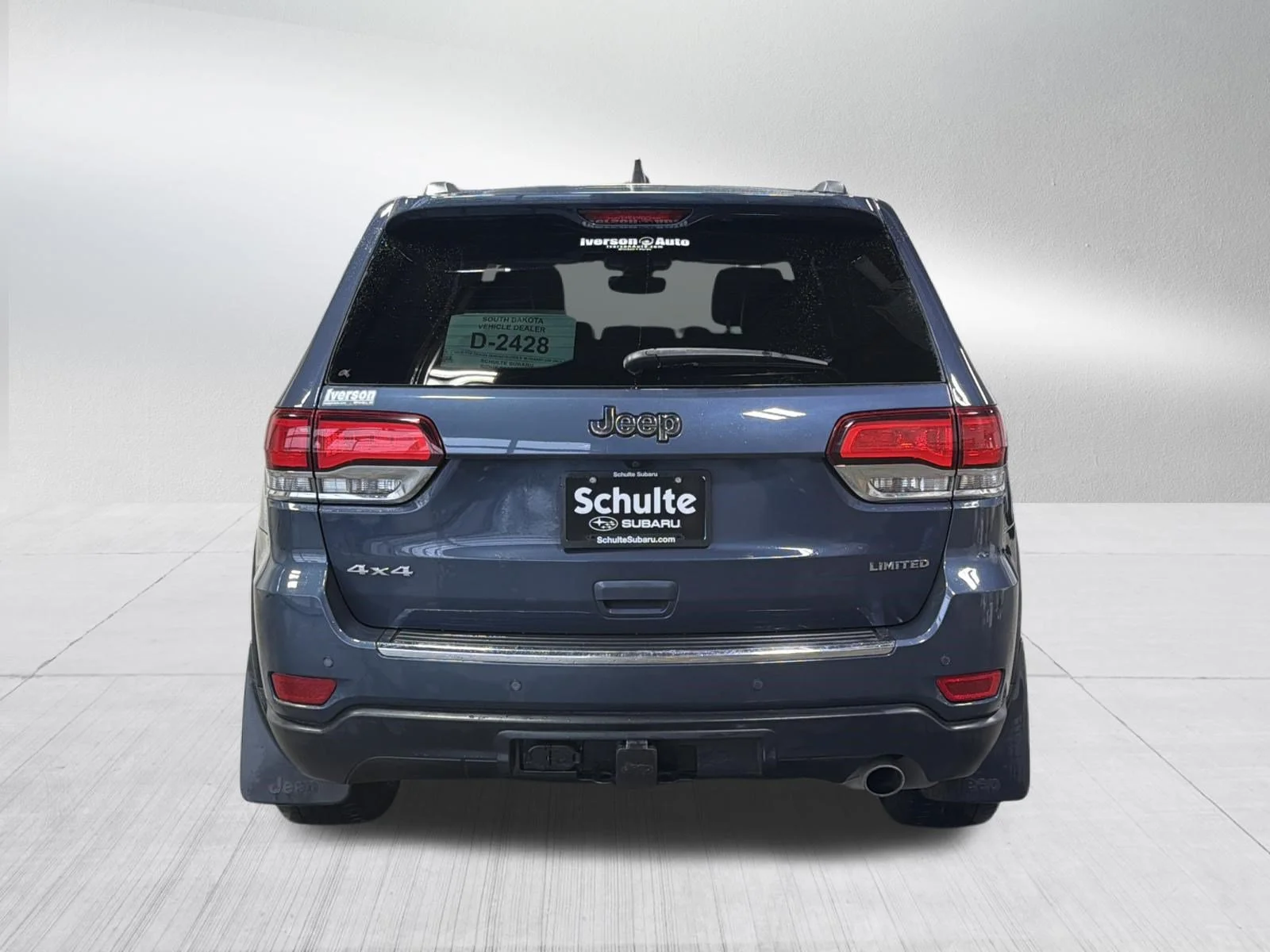 Used 2020 Slate Blue Pearlcoat Jeep Limited image 6