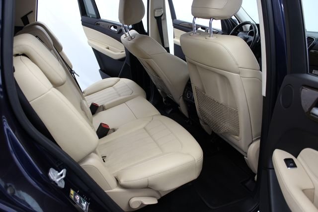 Used 2017  Mercedes-Benz GLS 450 image 21