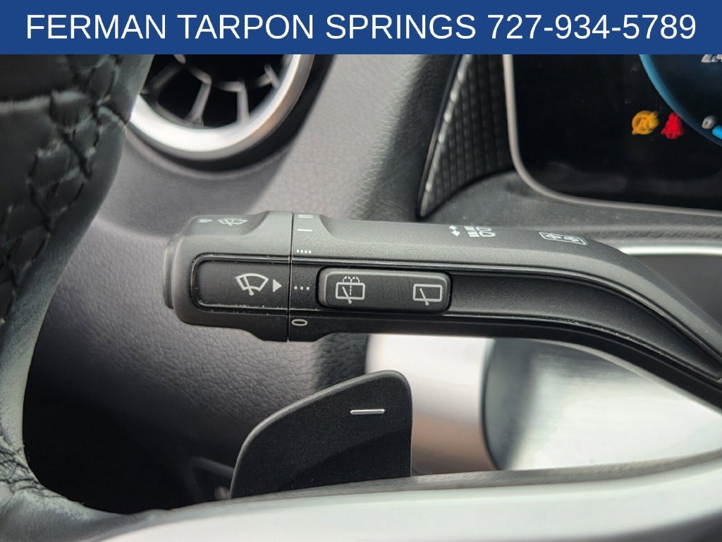 Used 2020 Red Mercedes-Benz GLB 250 image 32