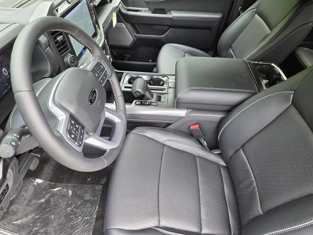 New 2026 Agate Black Metallic Ford Lariat® image 28