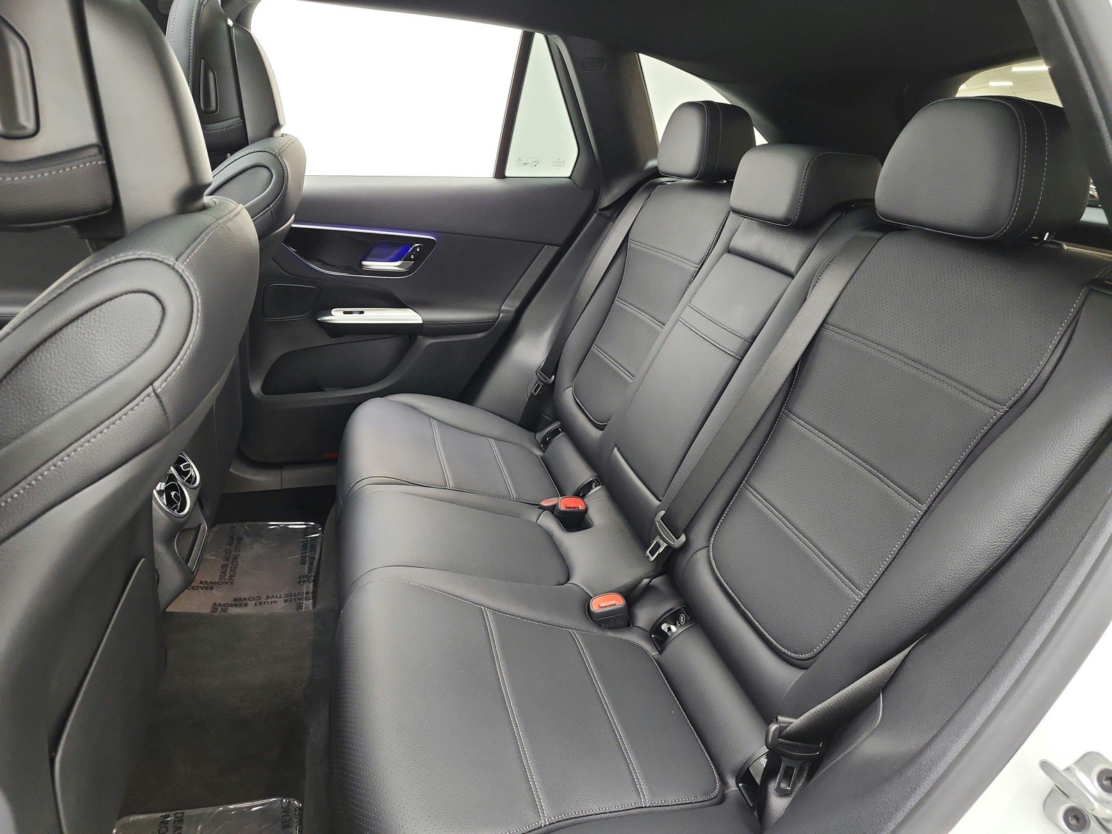 Certified Used 2026 Polar White Mercedes-Benz GLC 300 SUV image 13