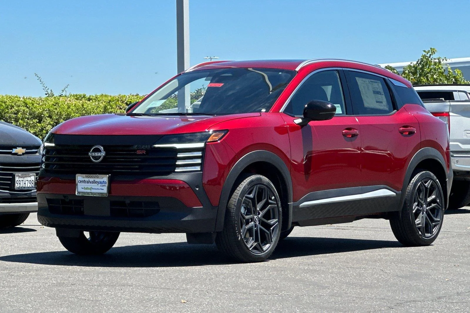 New 2026 Scarlet Ember Tintcoat Nissan SR image 7