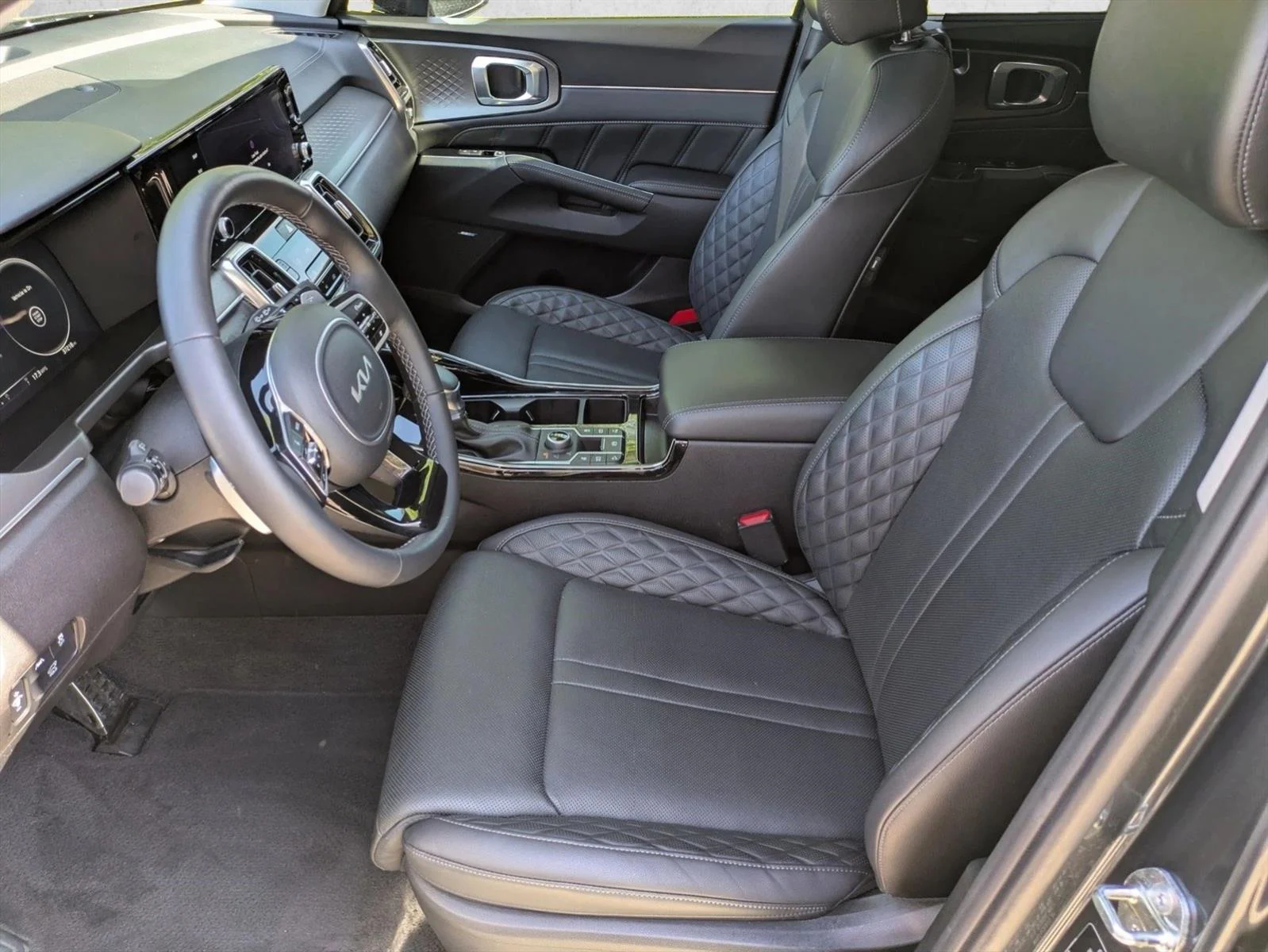 Used 2023 Gravity Grey Kia SX Prestige image 17