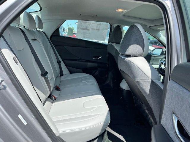 New 2026  Hyundai Limited image 19