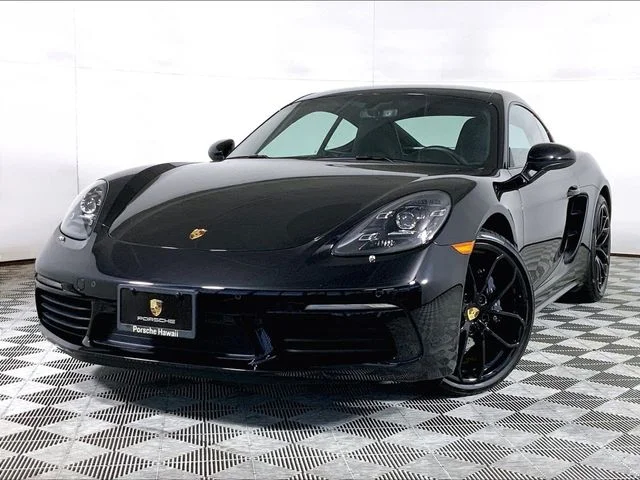 2025 Porsche 718 Style Edition