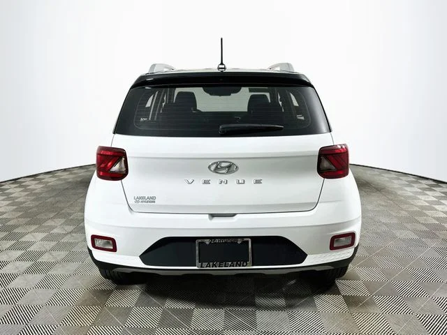 New 2026 Hyundai VENUE SEL
