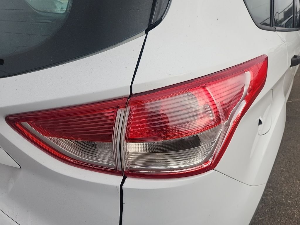 Used 2014 White Ford S image 14