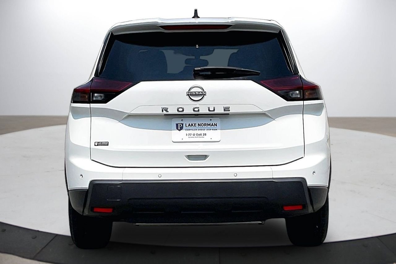 Used 2024 White Nissan S image 8
