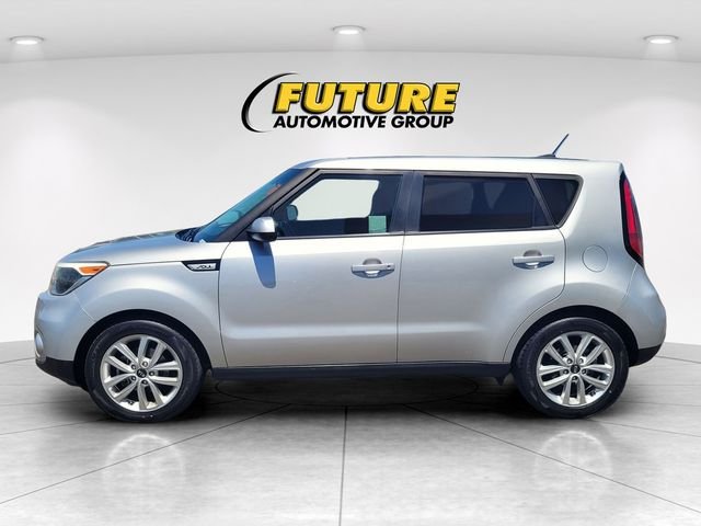 Used 2017 Silver Kia Plus image 6