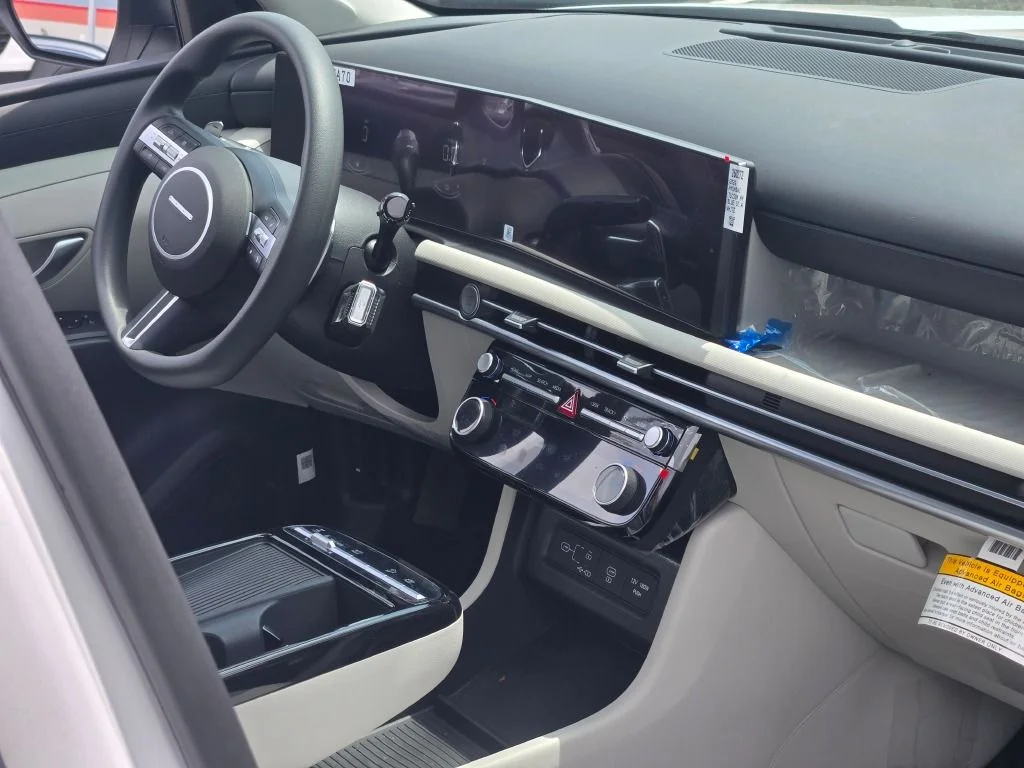 Used 2026 White Hyundai Blue SE image 6