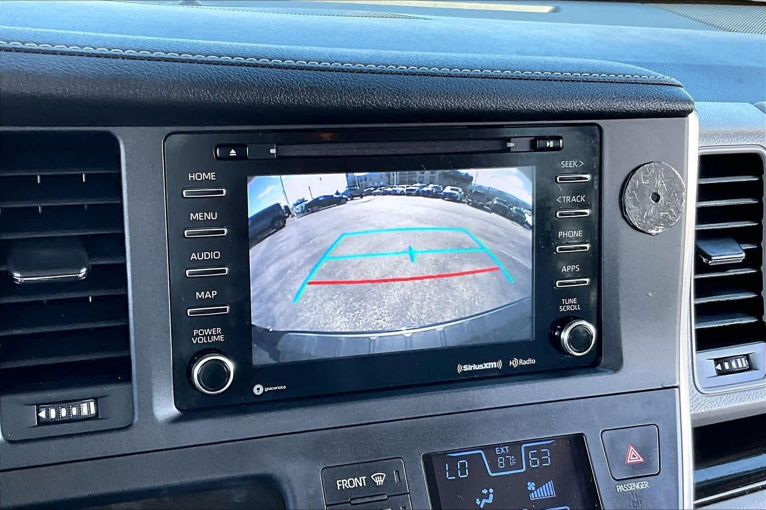 Used 2019 Midnight Black Metallic Toyota XLE Premium image 24