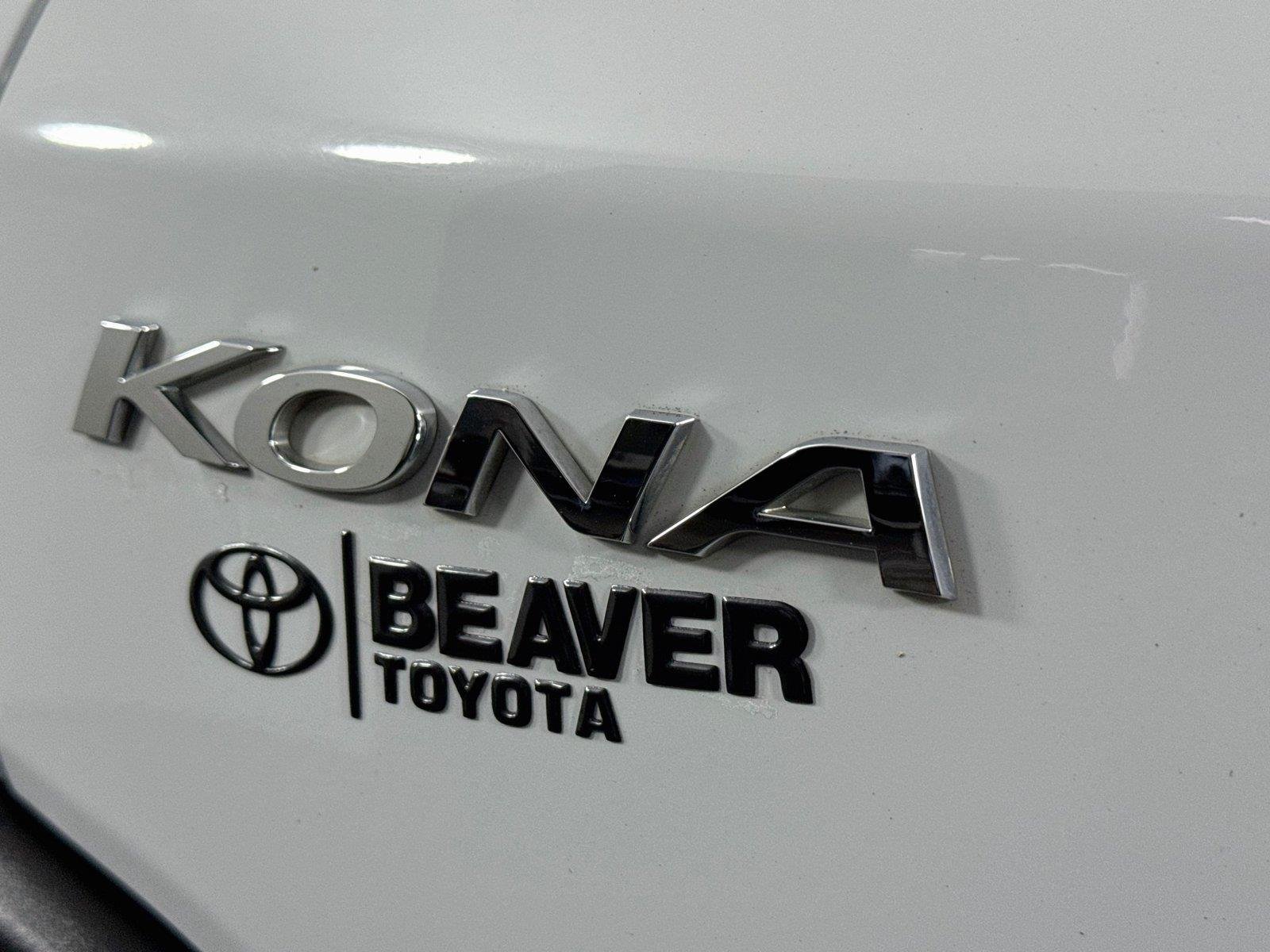 Used 2019 Chalk White Hyundai SEL image 14