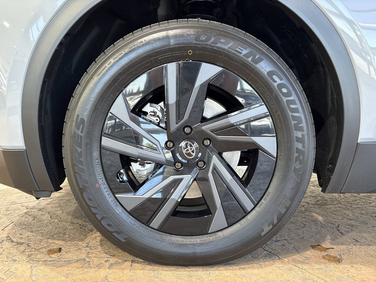 2026 Toyota C-HR SE - Photo 10
