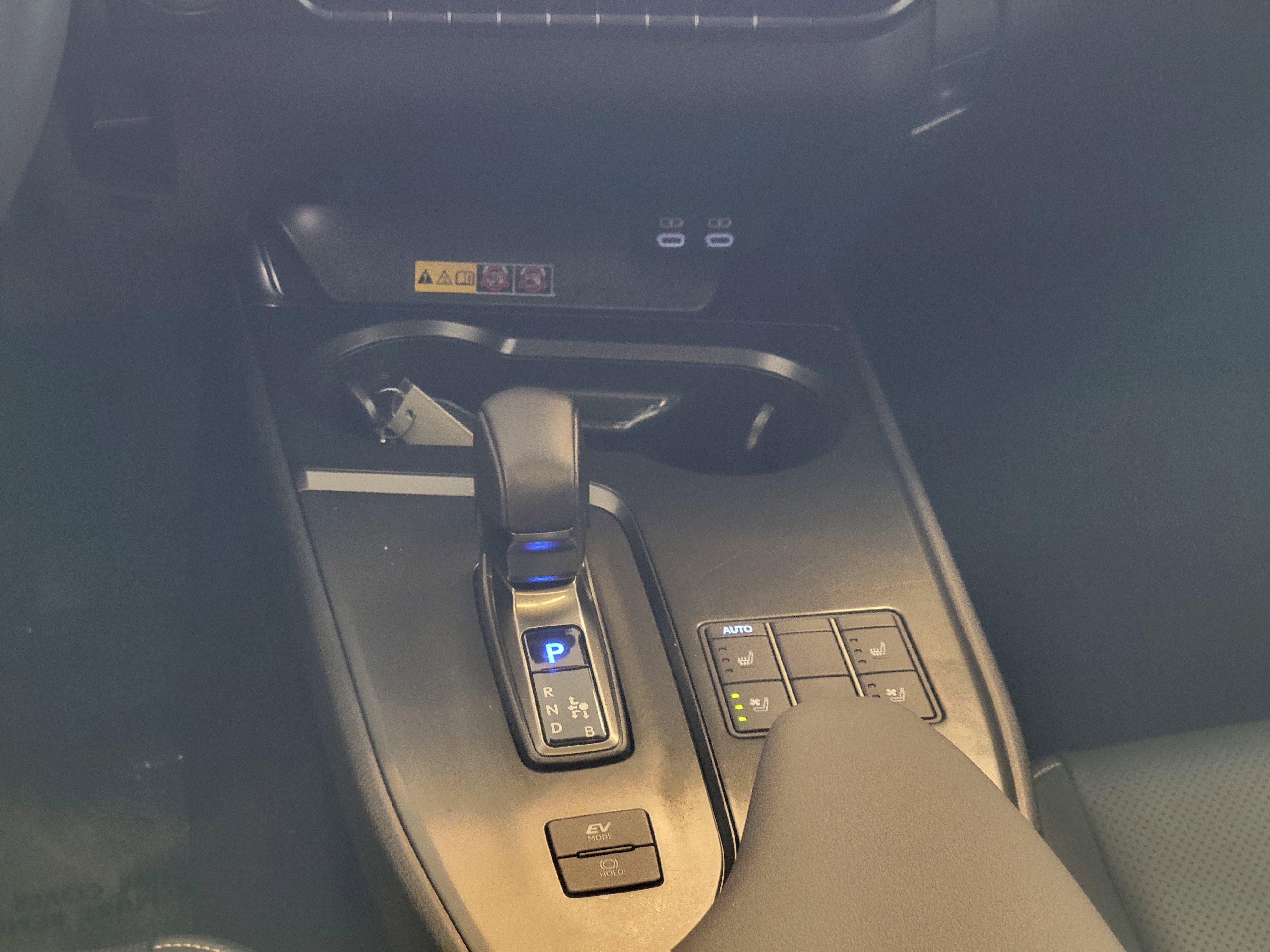 Certified Used 2025 Ultra White Lexus UX 300h F SPORT Design image 23