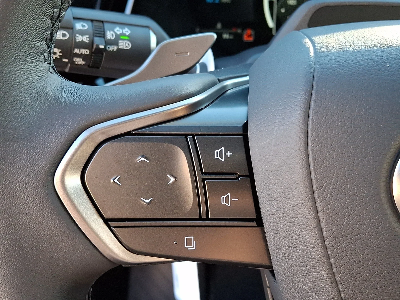 New 2026 Cloudburst Gray Lexus LUXURY image 12