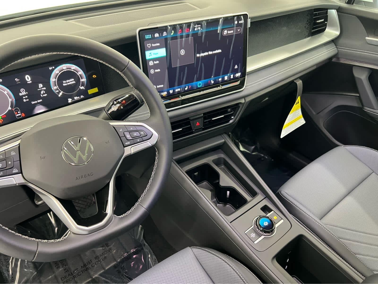 New 2026 Pure White Volkswagen SE image 19