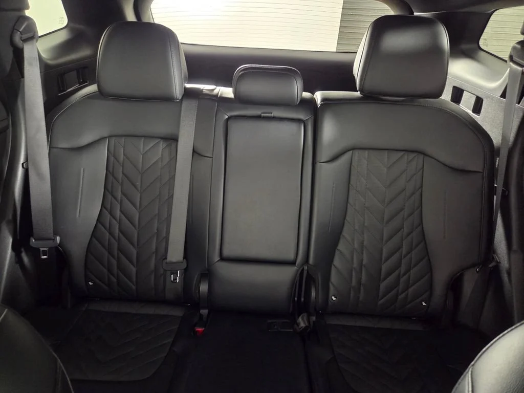Used 2024 Gravity Gray Kia X-Line image 22