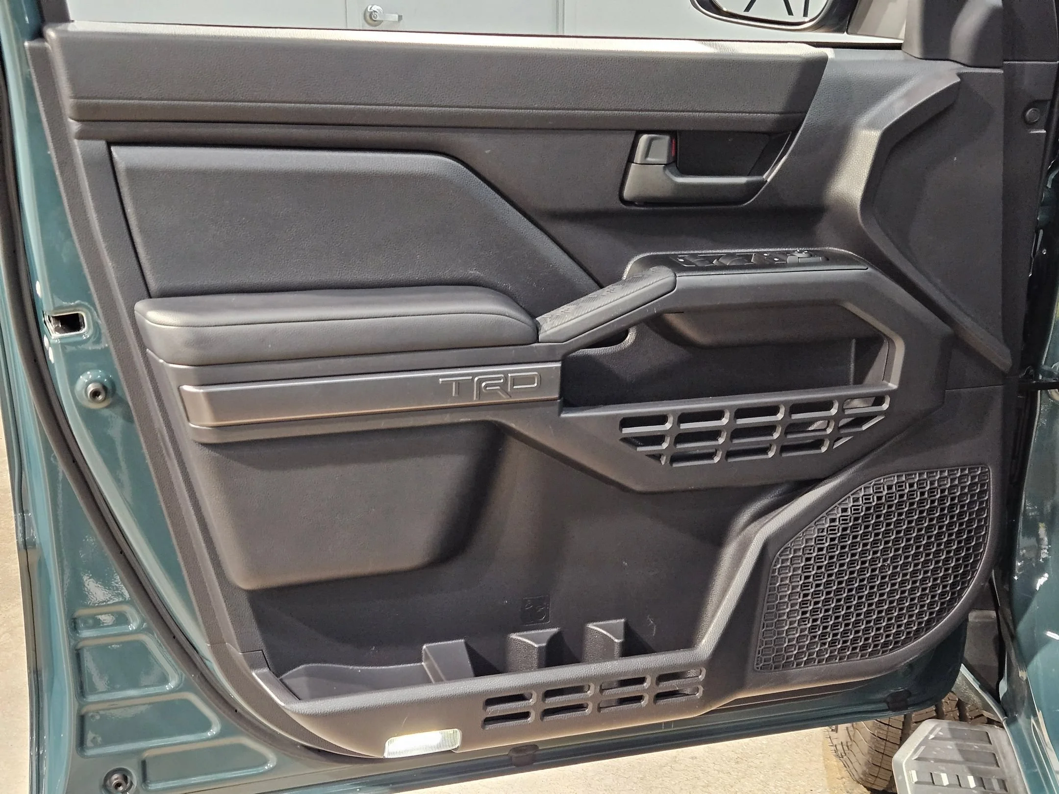 Certified Used 2025 Everest Toyota TRD Off Road image 20