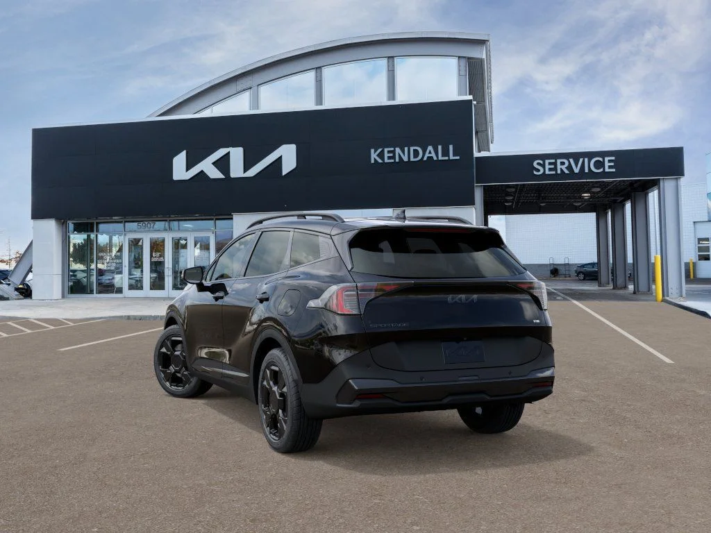New 2027 Fusion Black Kia X-Line image 4