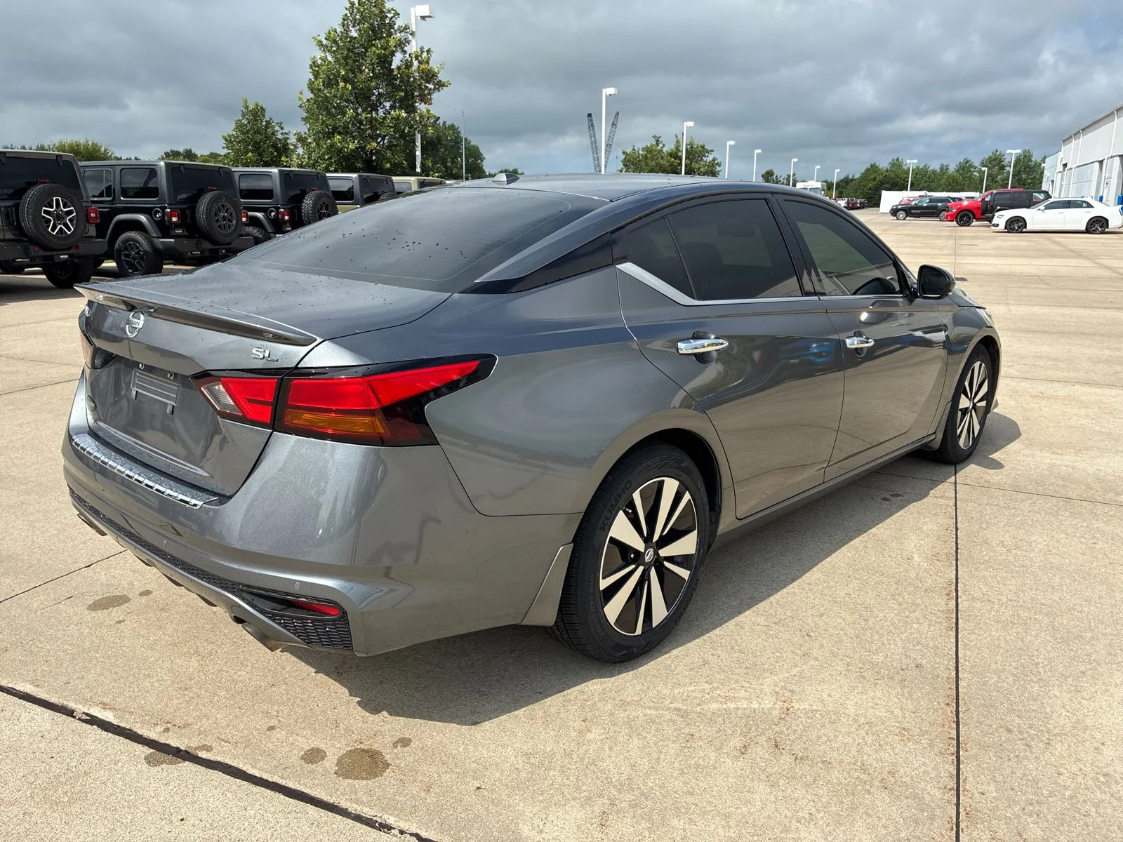 Used 2022 Gray Nissan 2.5 SL image 4