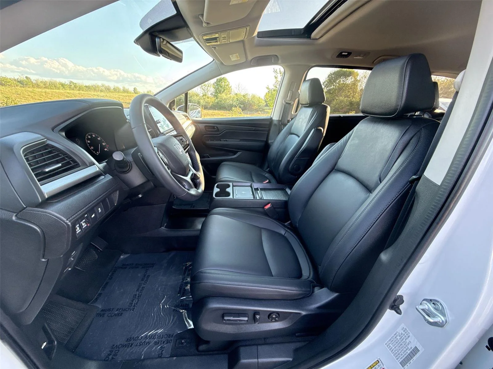 2026 Honda Odyssey EX-L - Photo 16