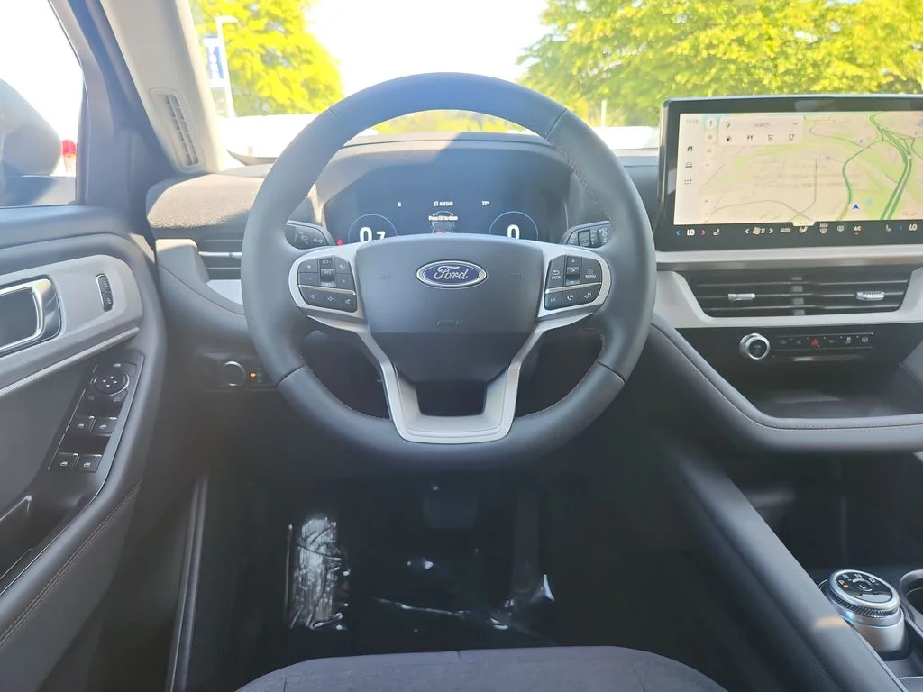 New 2026 Black Ford Active image 18