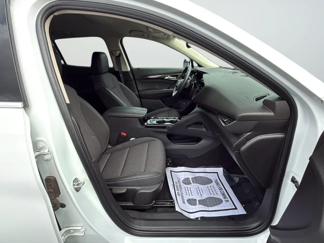 Used 2022 White Buick Preferred image 26