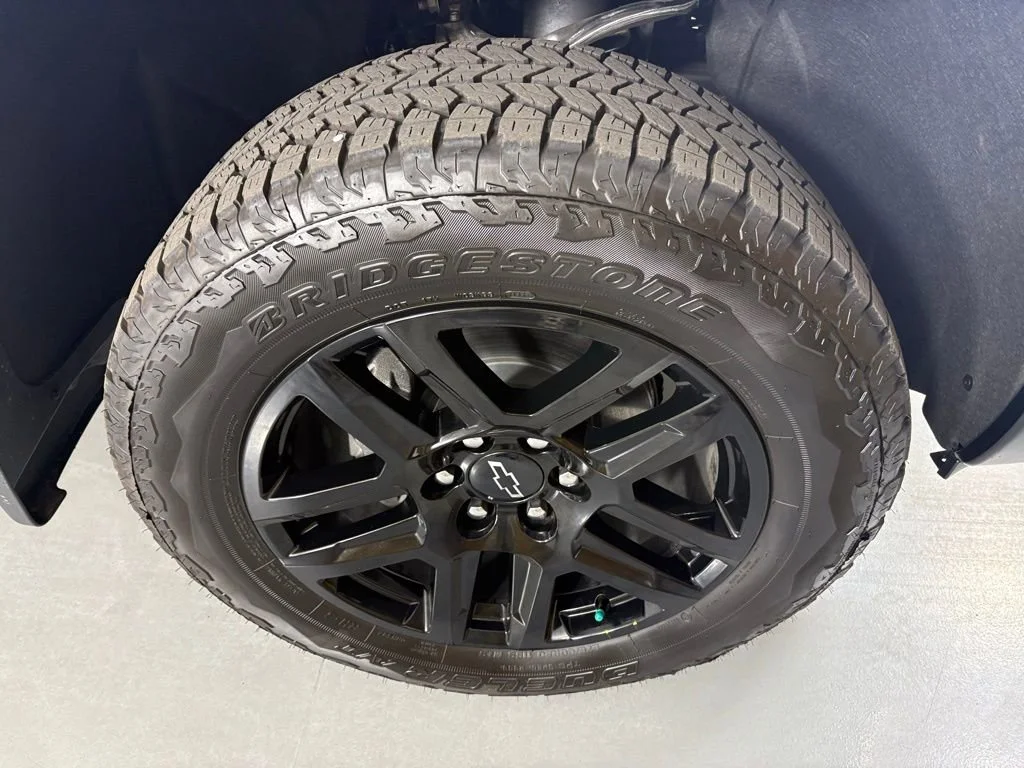 New 2026 Summit White Chevrolet LT Trail Boss image 13