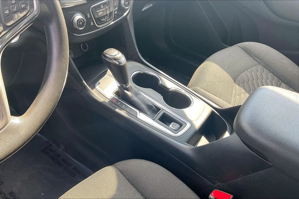 Used 2018 Black Chevrolet LT image 16