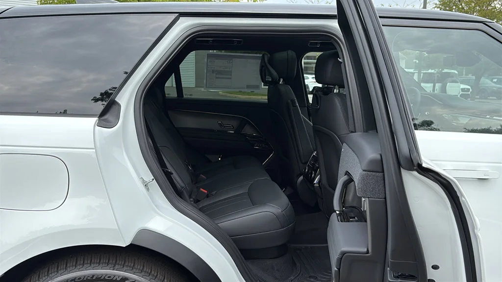 New 2027 White Land Rover SE image 27