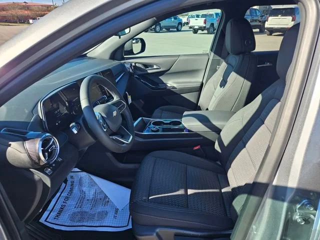 2026 Chevrolet Equinox LT - Photo 9