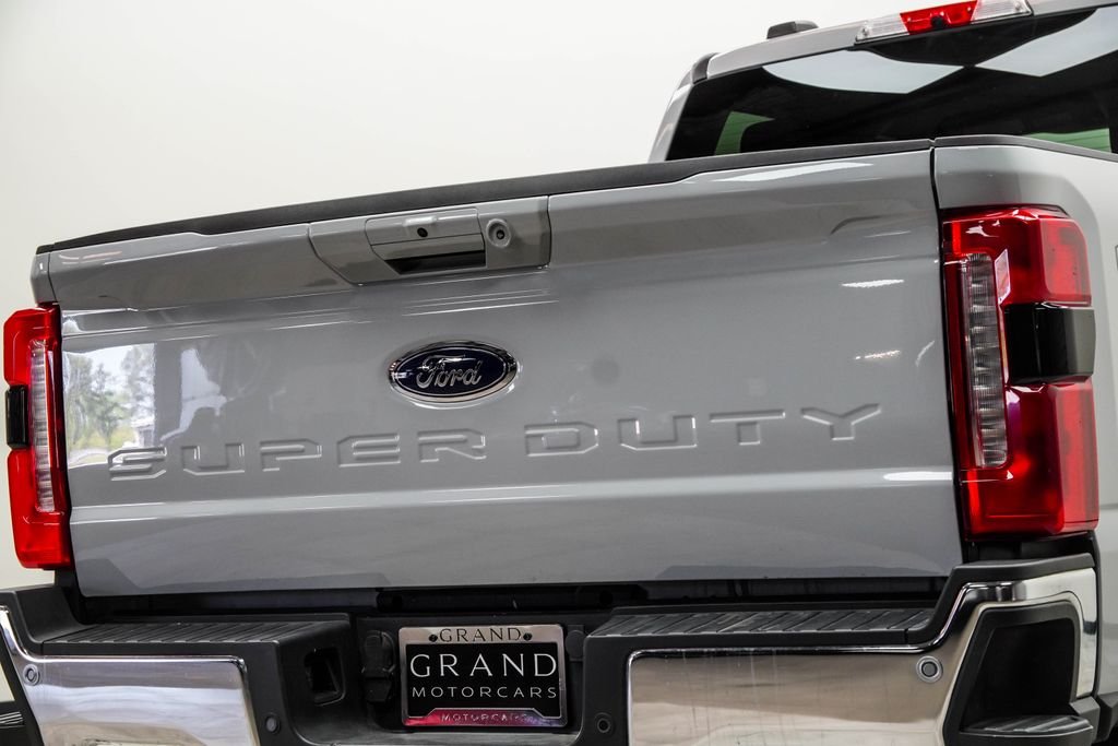Used 2026 White Ford Lariat image 13