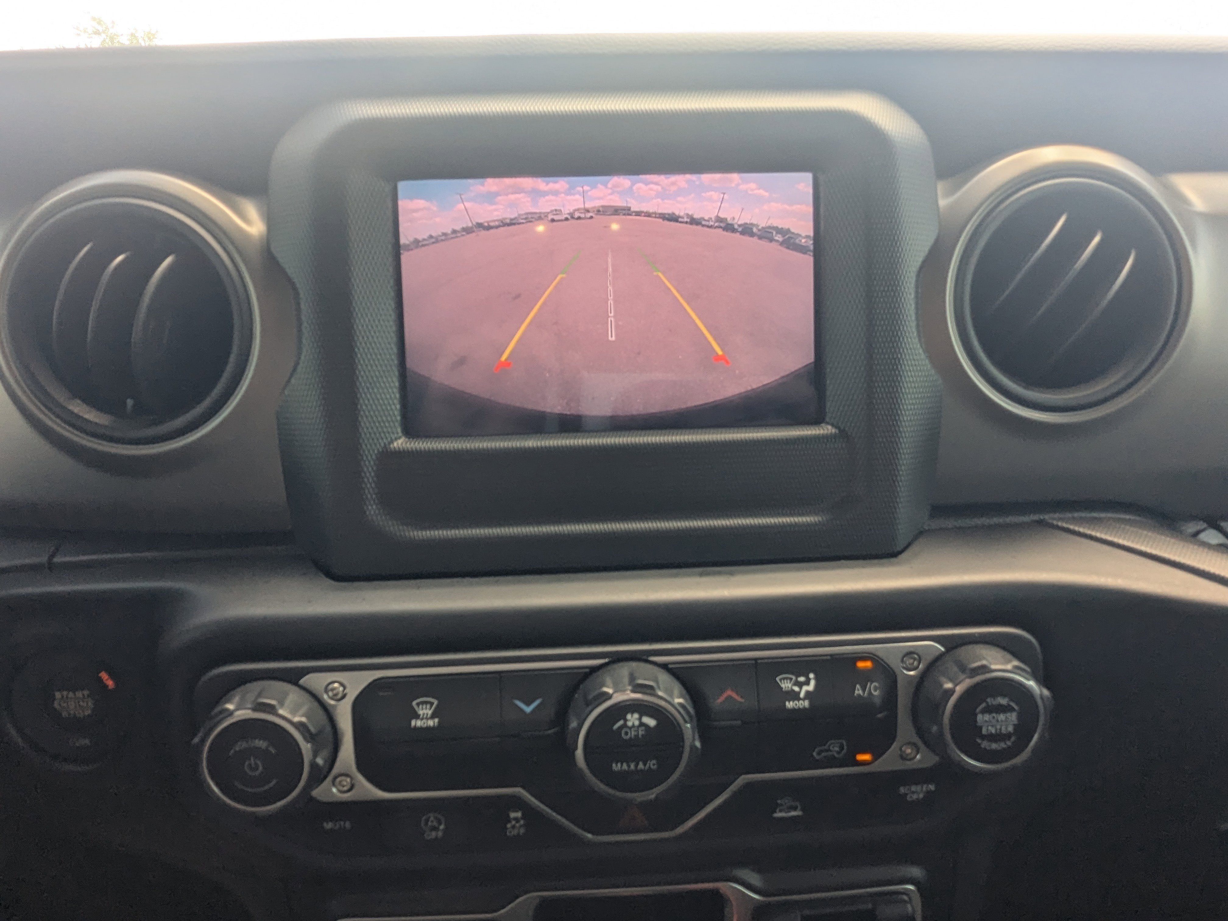 2022 Jeep Wrangler Unlimited Willys Sport - Photo 22