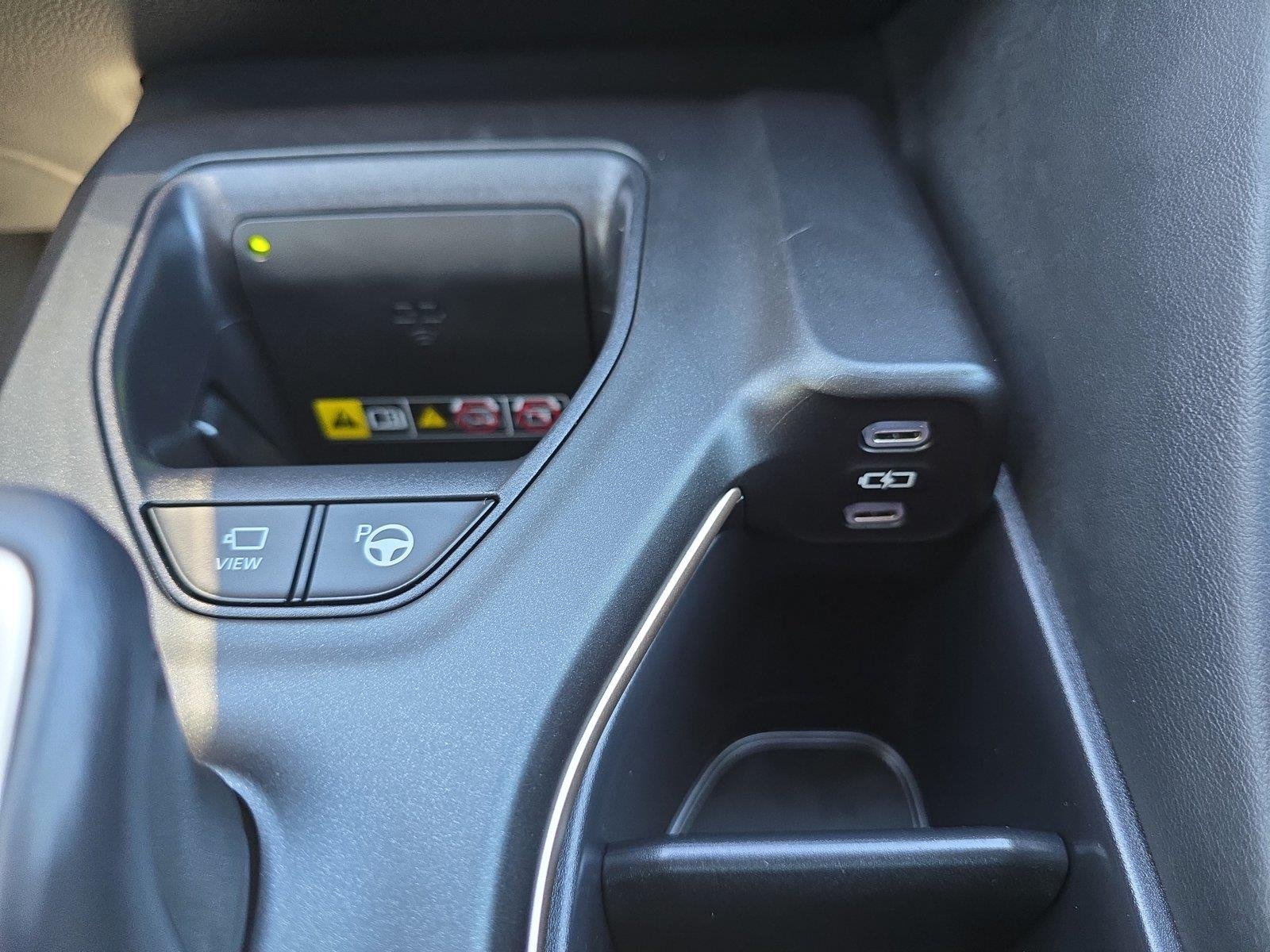 Used 2023 Black Toyota Platinum image 27