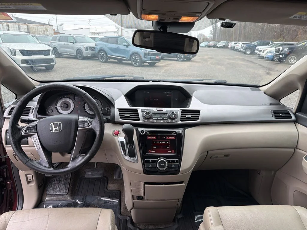 Used 2015  Honda EX-L image 18