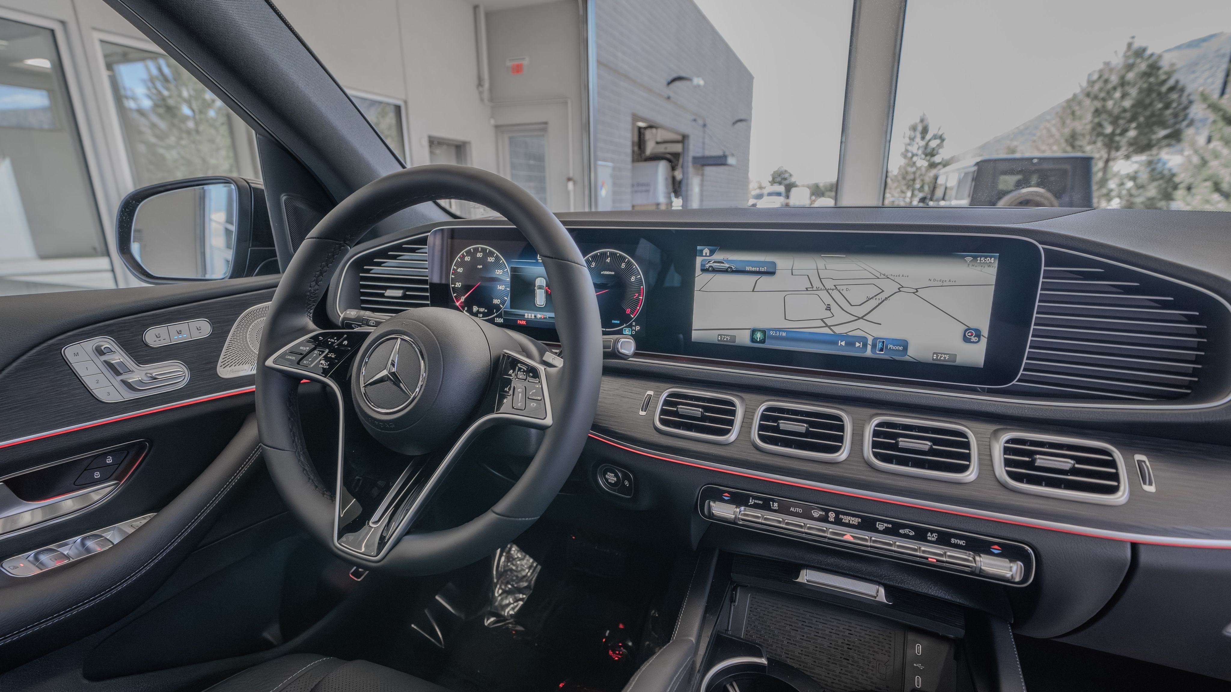 New 2026 Obsidian Black Metallic Mercedes-Benz GLE 580 image 19