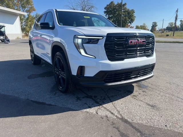 New 2026 Summit White GMC Elevation image 4