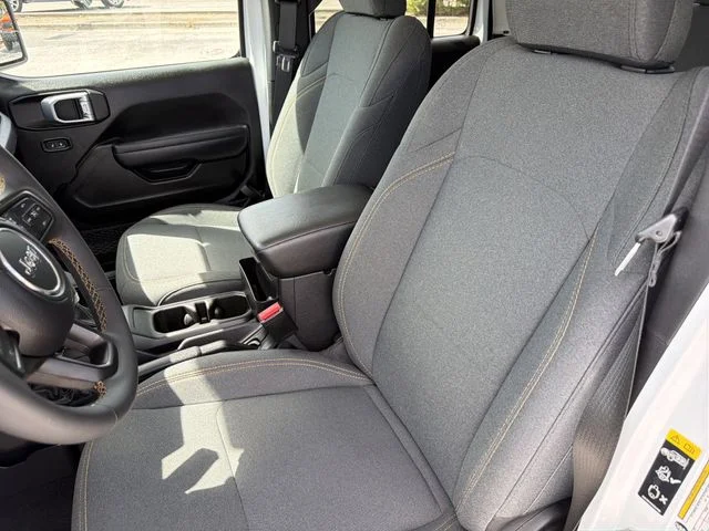 Used 2024 White Jeep Willys image 18