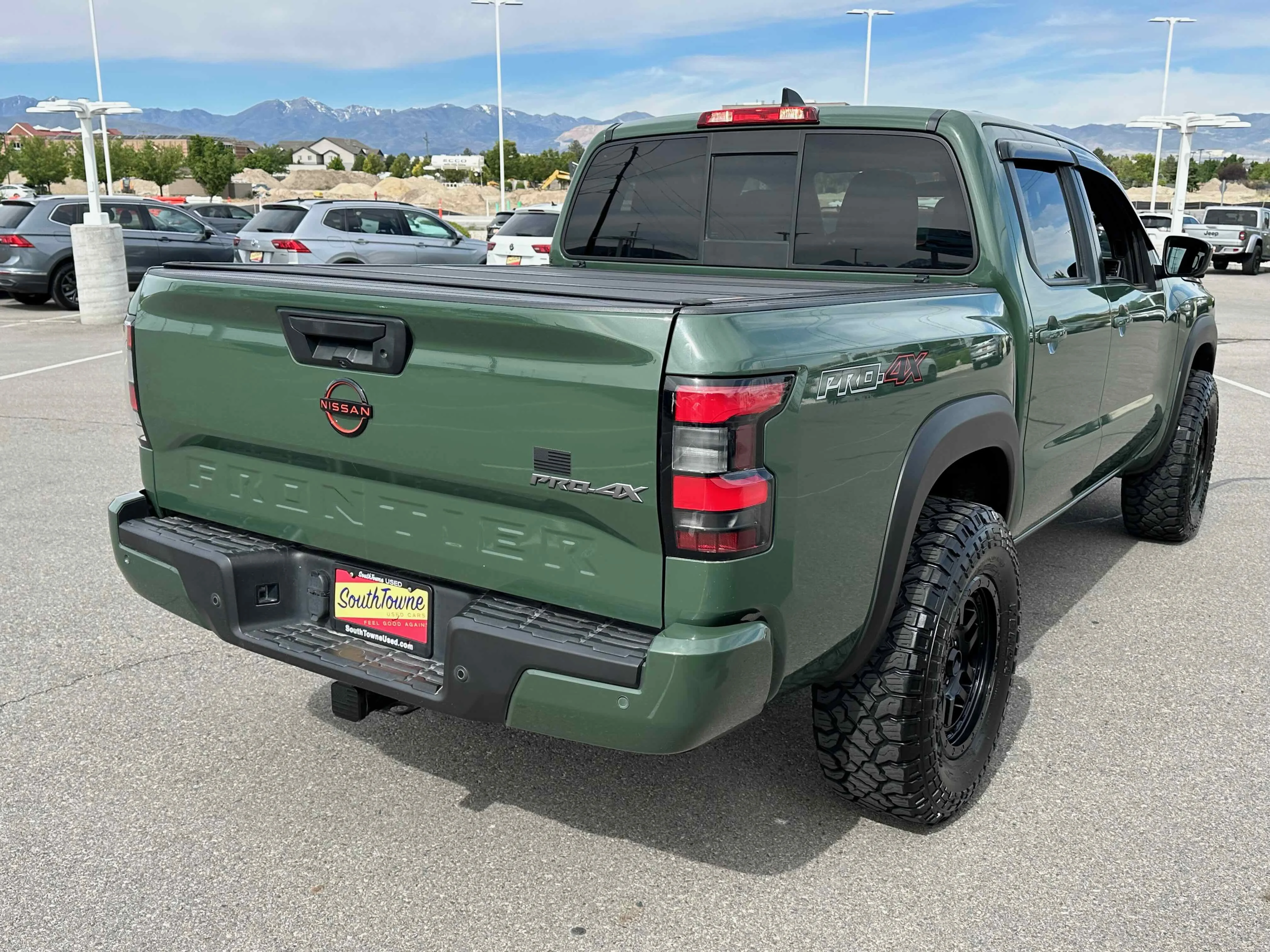 Used 2022 Tactical Green Metallic Nissan PRO-4X image 9