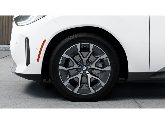 New 2026 Alpine White BMW  image 7