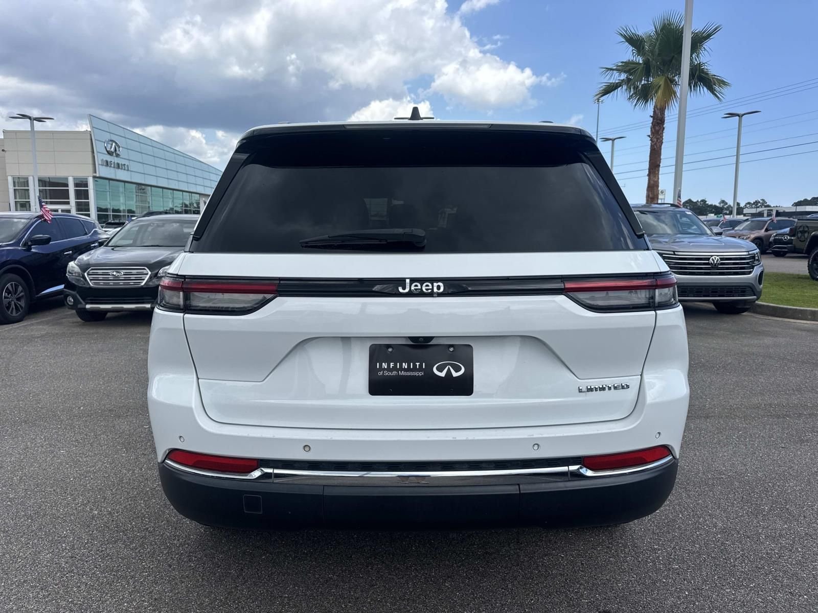 Used 2022 White Jeep Limited image 6