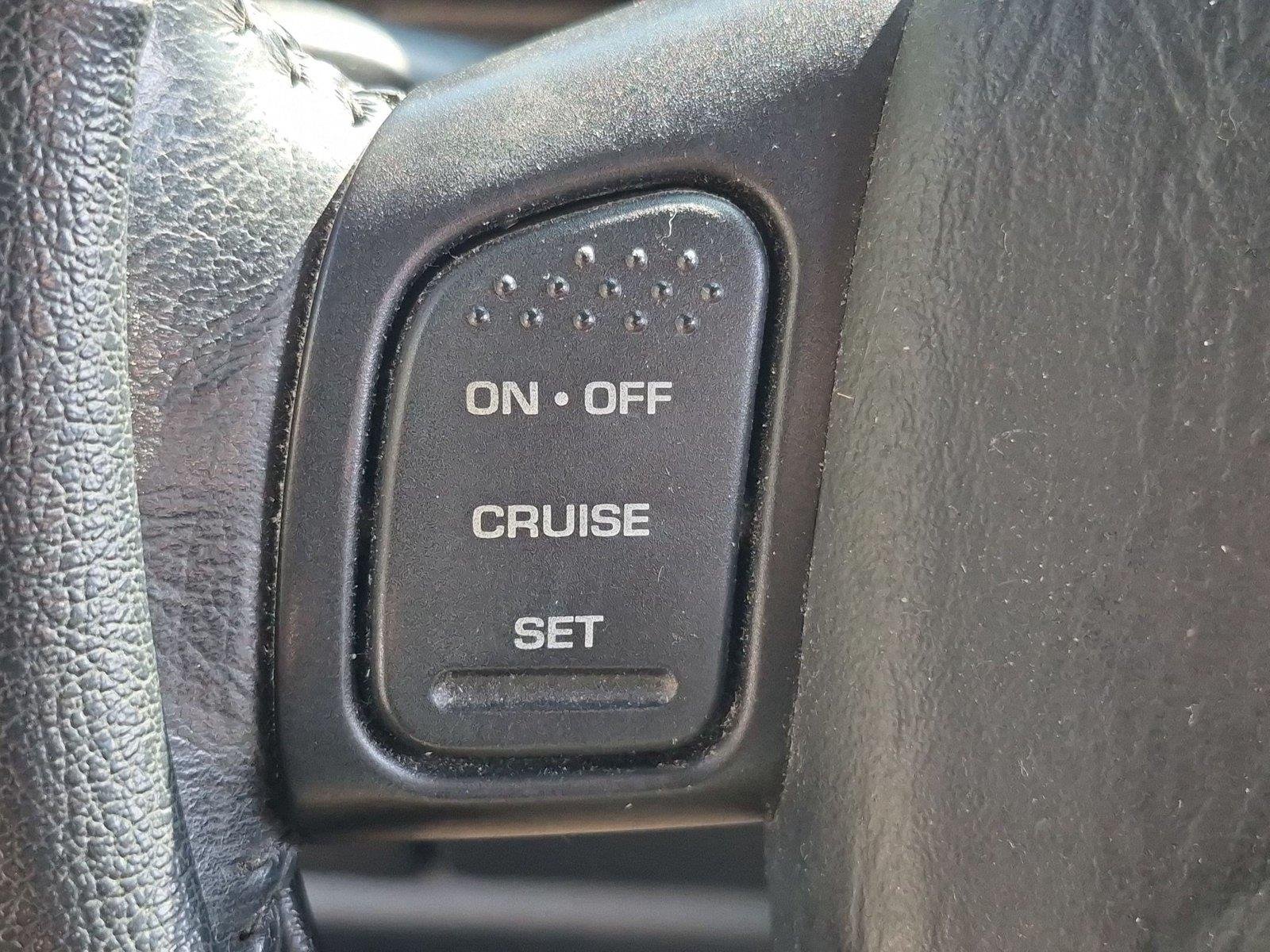 Used 2003  Jeep Sport image 18