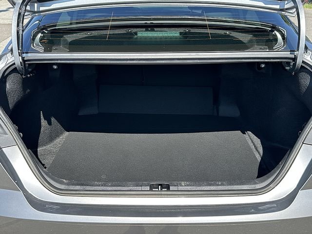 Certified Used 2025  Toyota SE image 16