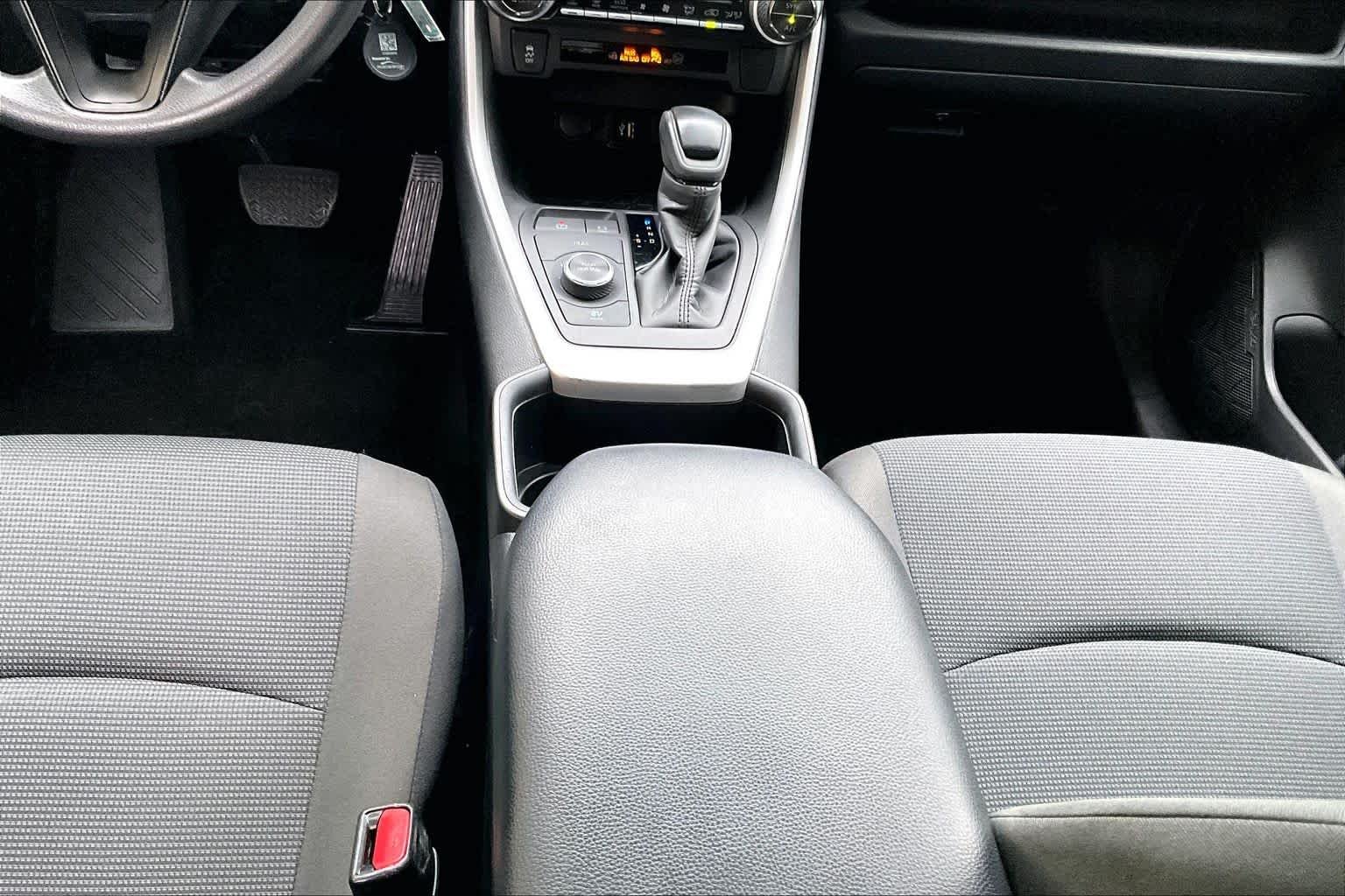 Used 2024 Silver Sky Metallic Toyota Hybrid LE image 17