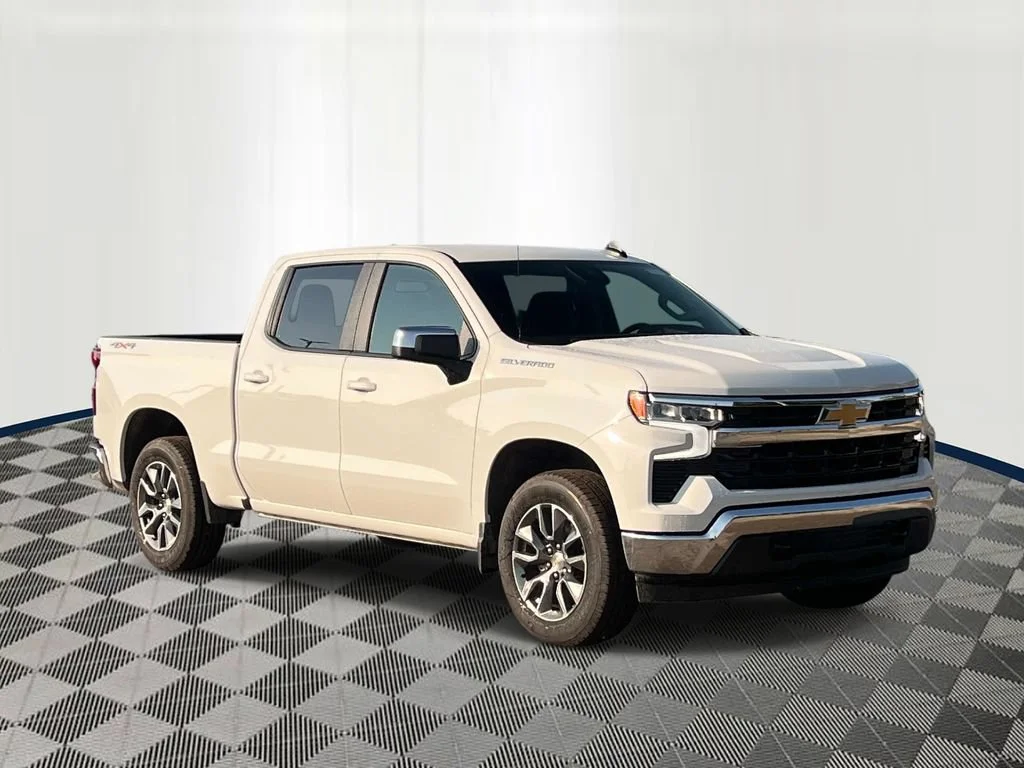 New 2026 Summit White Chevrolet LT image 7