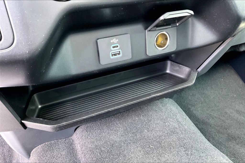 New 2026 Ford Super Duty F-250 XL 4D Crew Cab